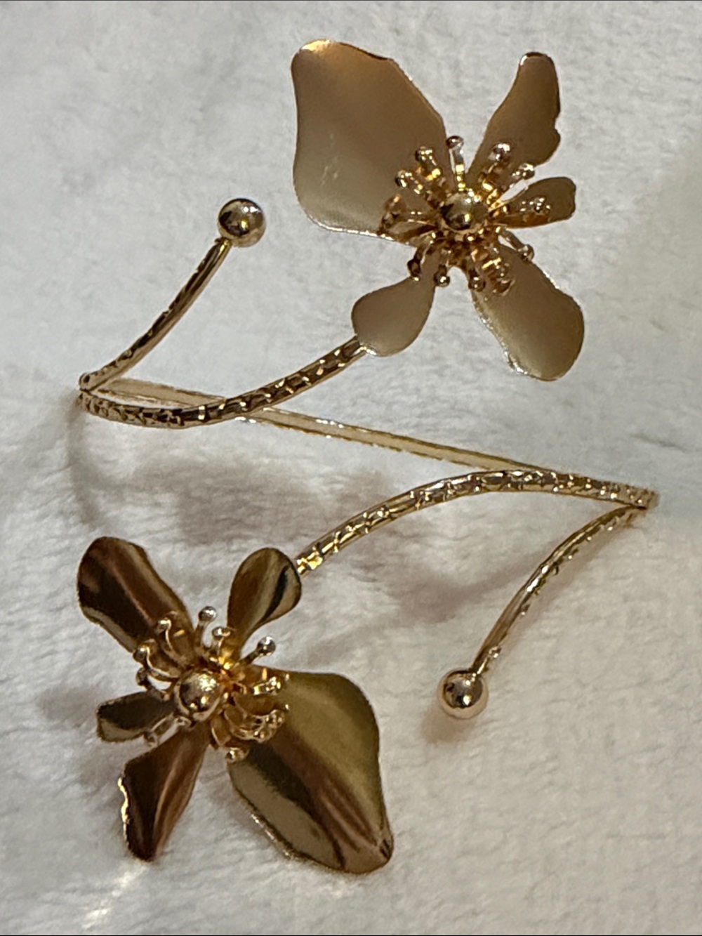Brand New Gold-Tone Floral Upper Arm Cuff Bracelet